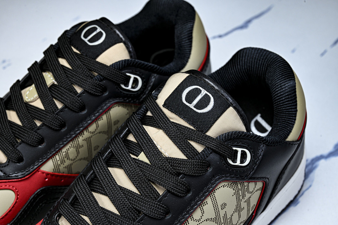 DR B27 Sneaker