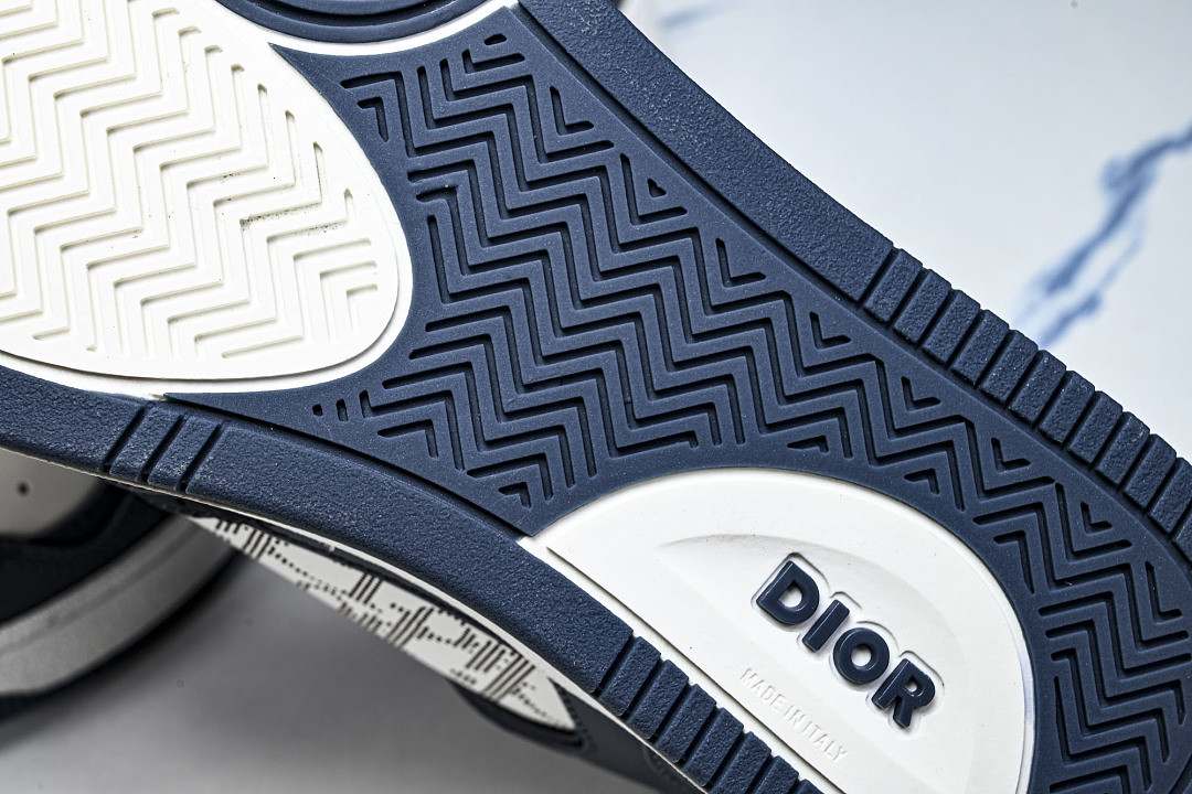 DR B27 Sneaker