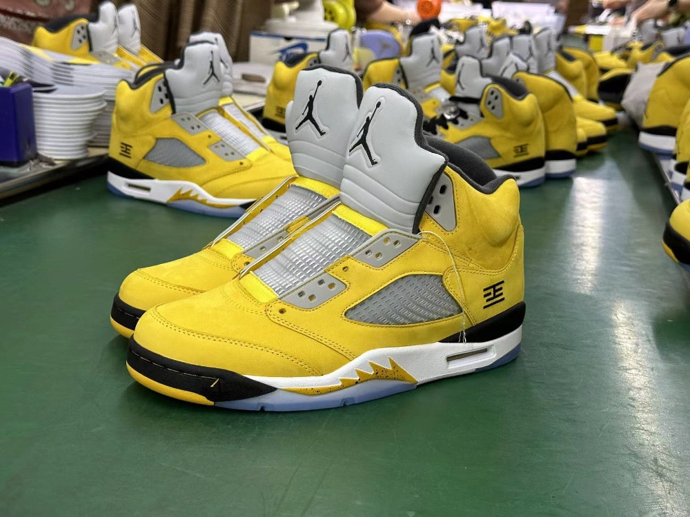Air Jordan 5 “Tokyo”