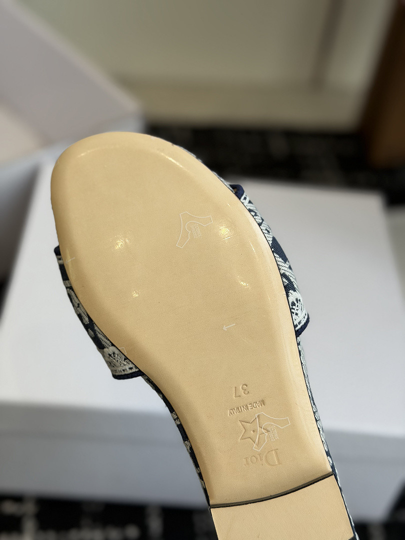DR Sandals DS-25