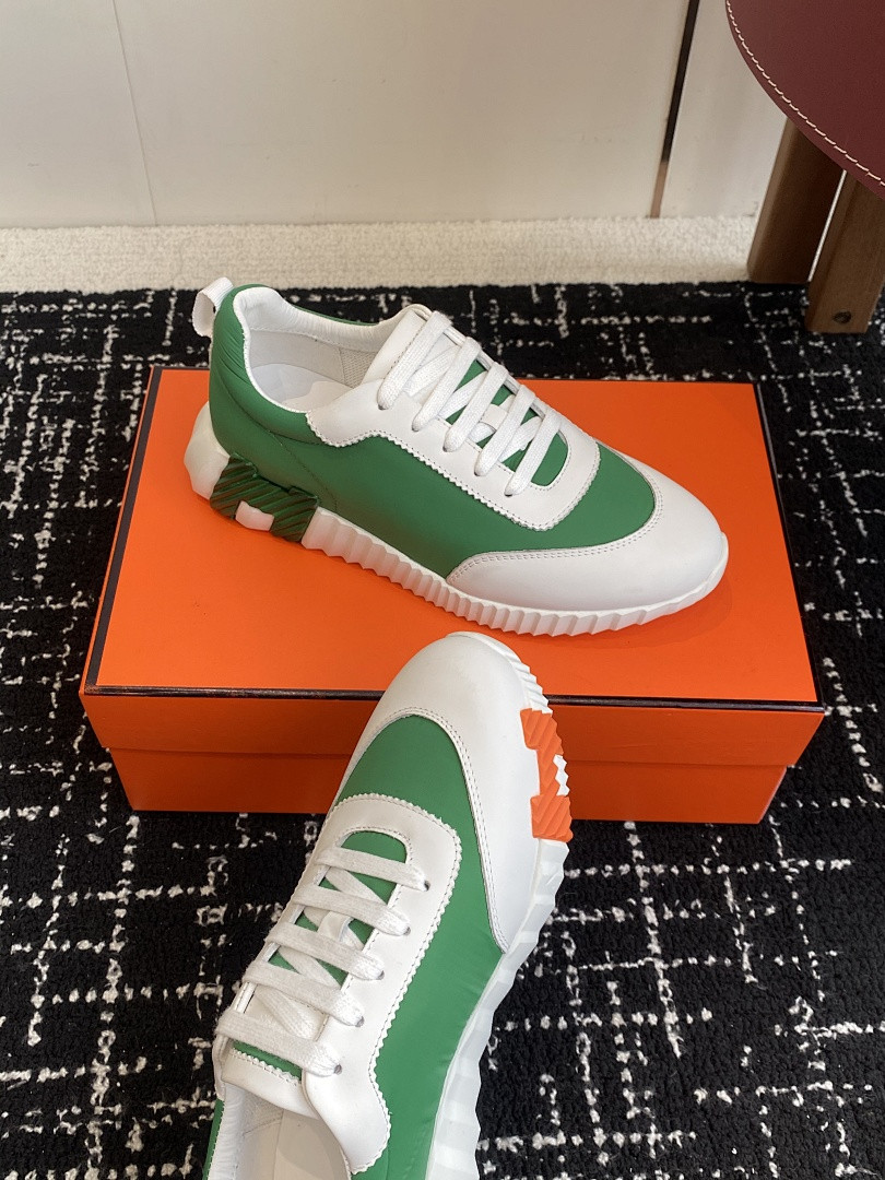 H**me5 SNEAKER