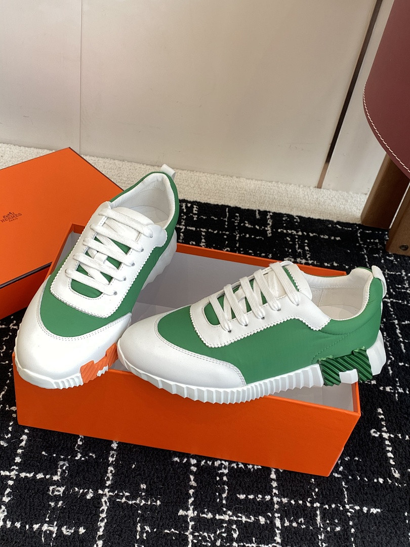 H**me5 SNEAKER