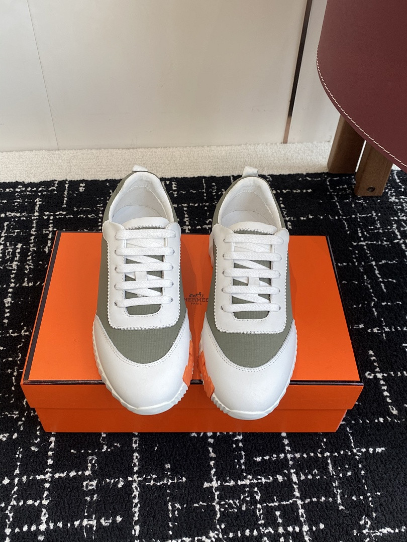 H**me5 SNEAKER