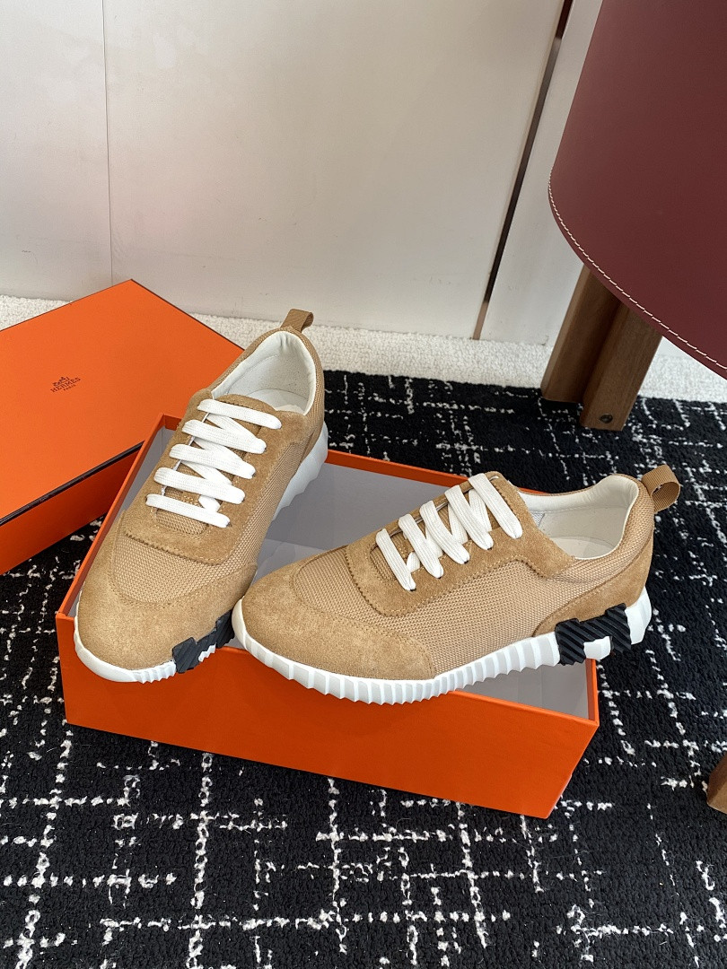 H**me5 SNEAKER