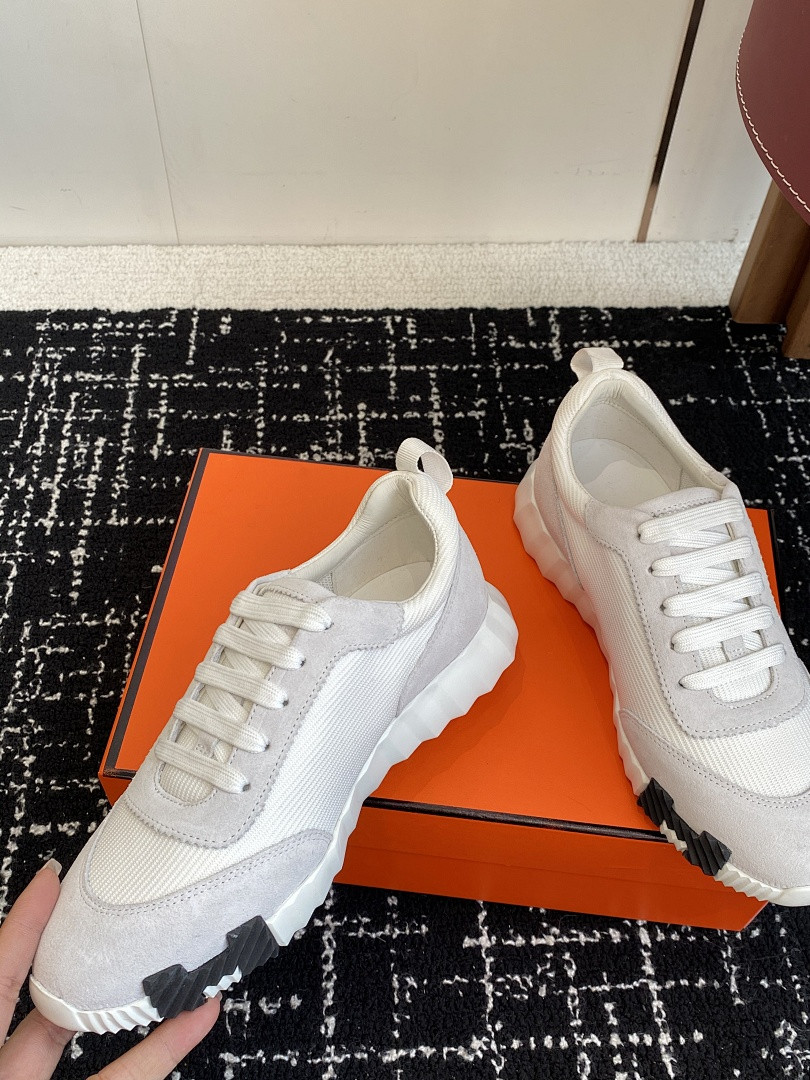 H**me5 SNEAKER