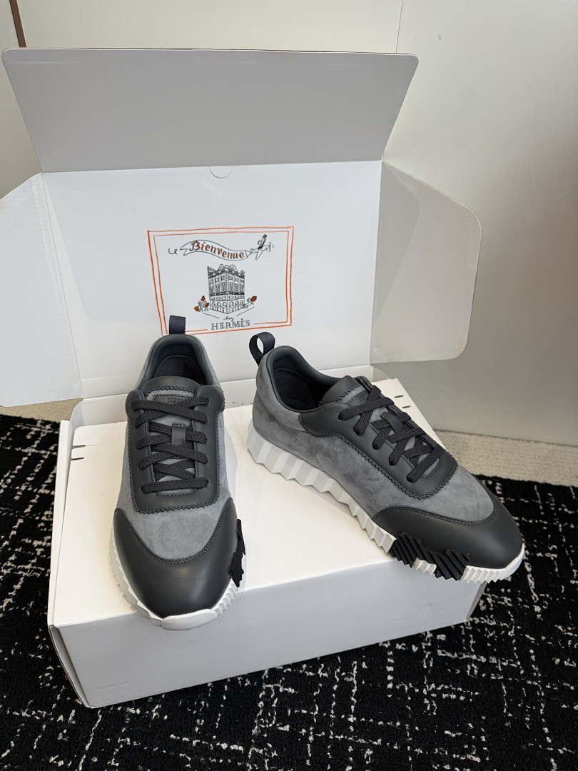 H**me5 SNEAKER