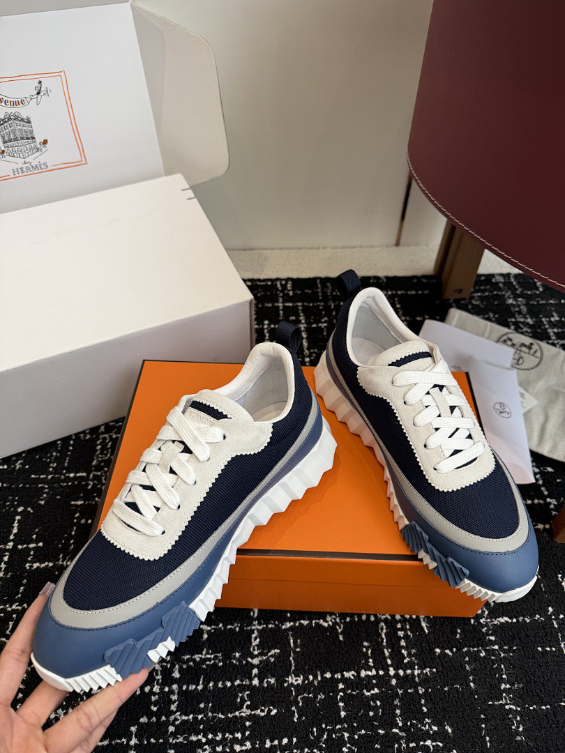 H**me5 SNEAKER