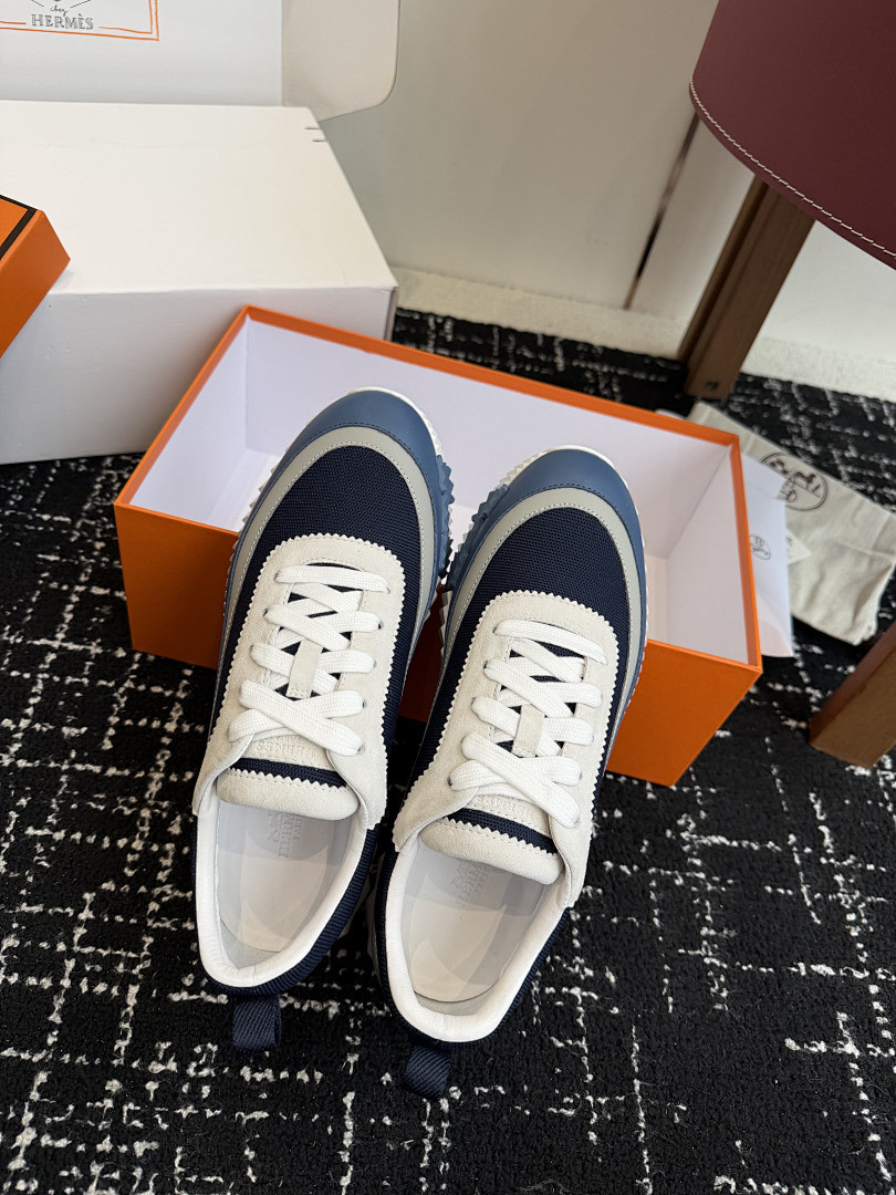 H**me5 SNEAKER