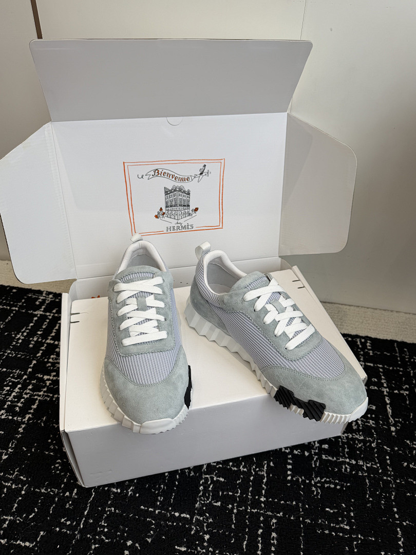 H**me5 SNEAKER