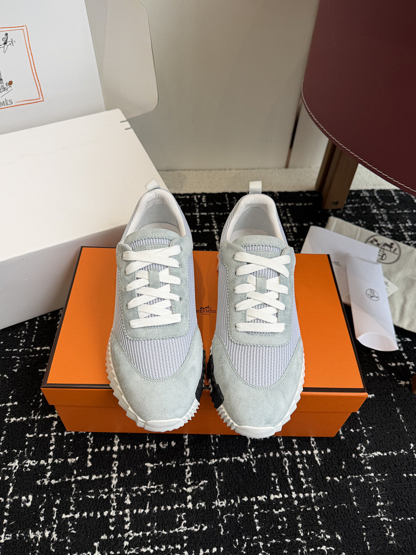 H**me5 SNEAKER