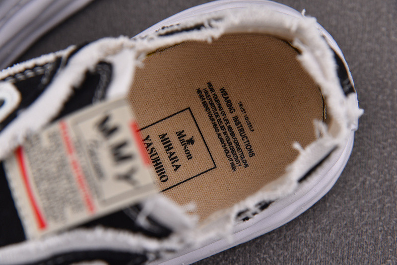 Ma1s0n Mihara Sneakers
