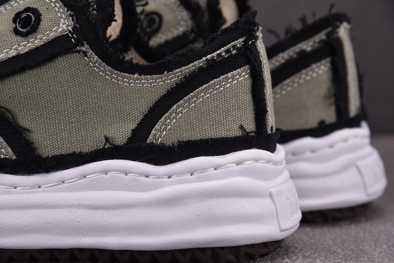 Ma1s0n Mihara Sneakers