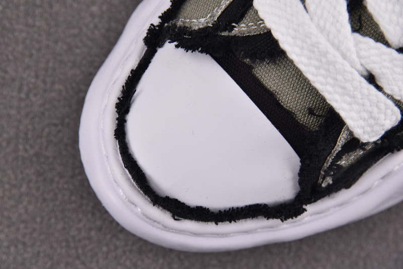 Ma1s0n Mihara Sneakers