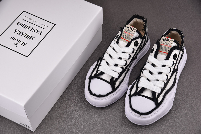 Ma1s0n Mihara Sneakers