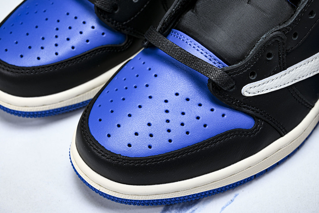 Travis Scott x Air Jordan 1 DM7866-014
