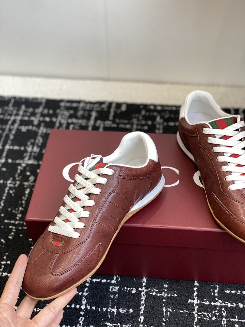 GC Sneakers