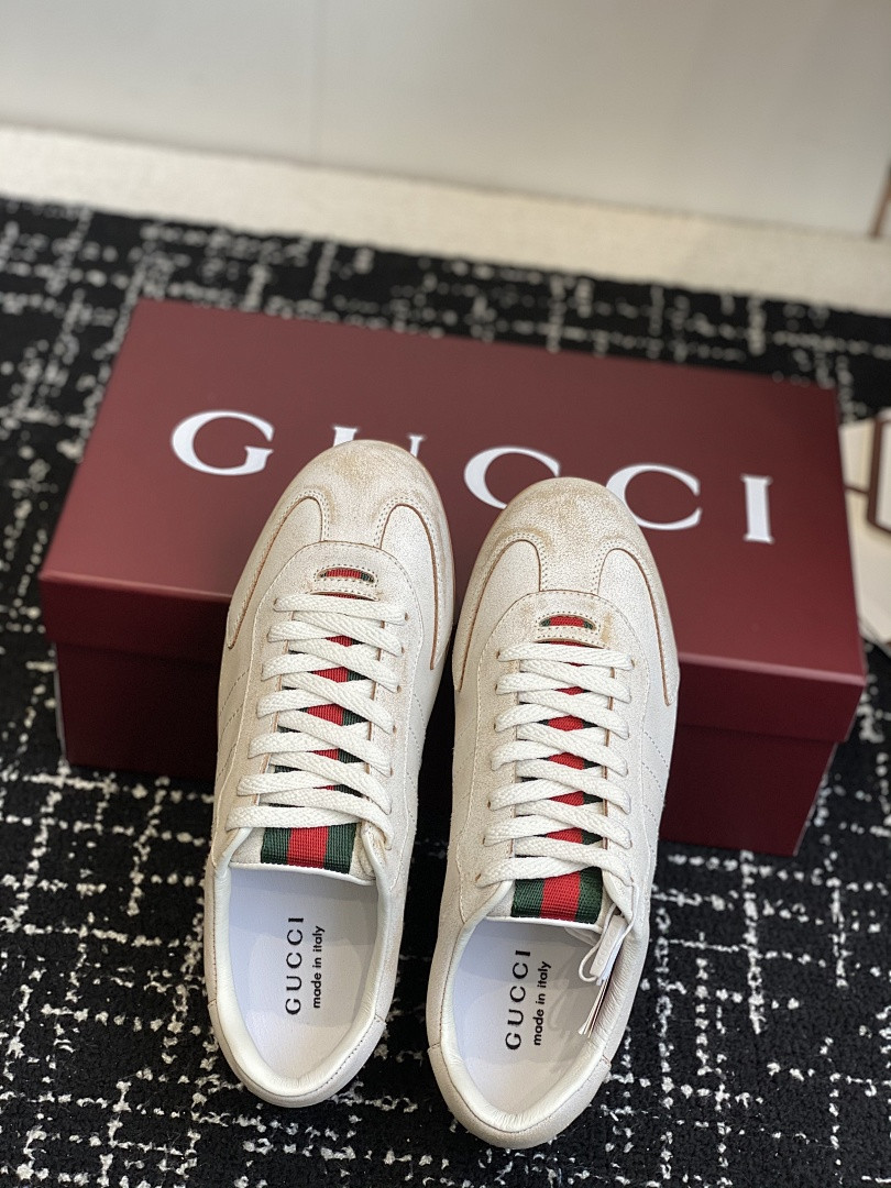 GC Sneakers