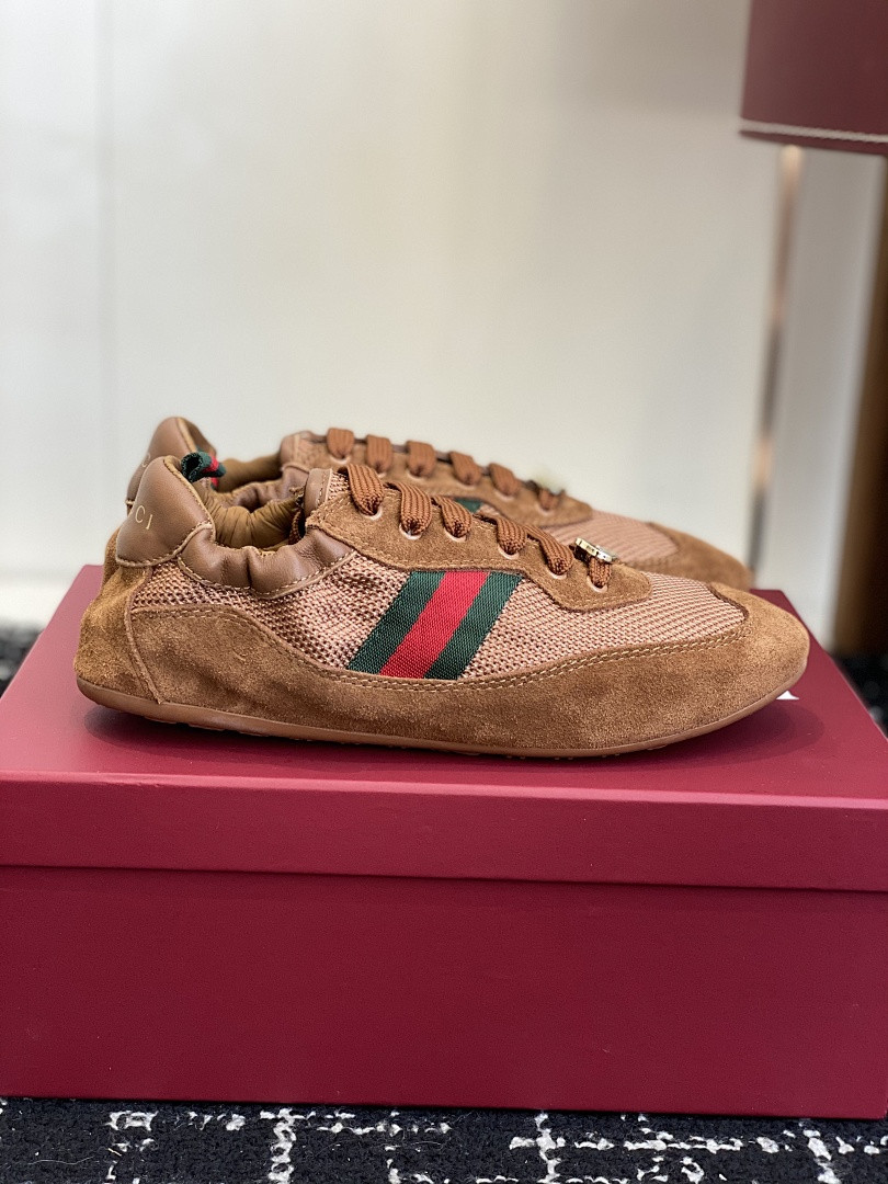 GC Sneakers