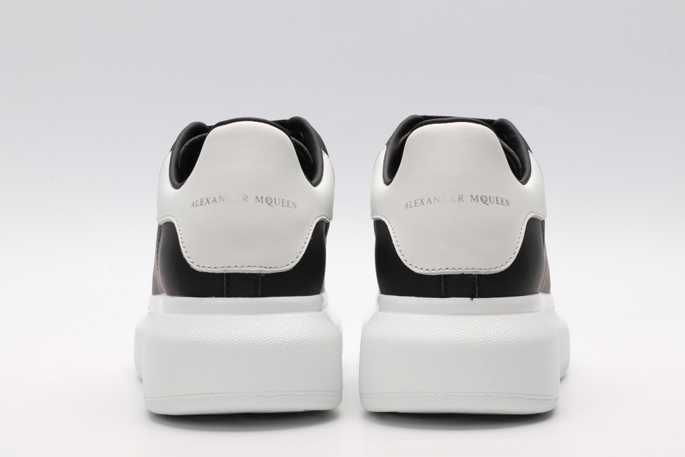 MQ Sneakers