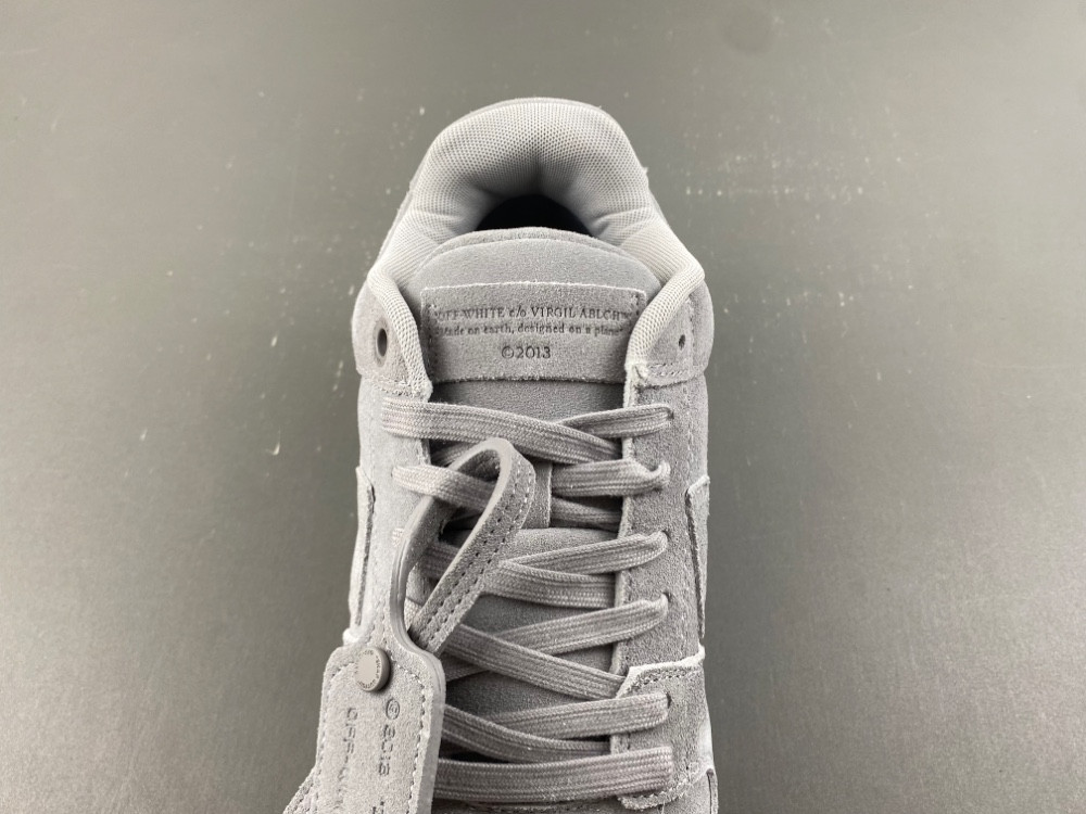 Off White GYM Sneaker