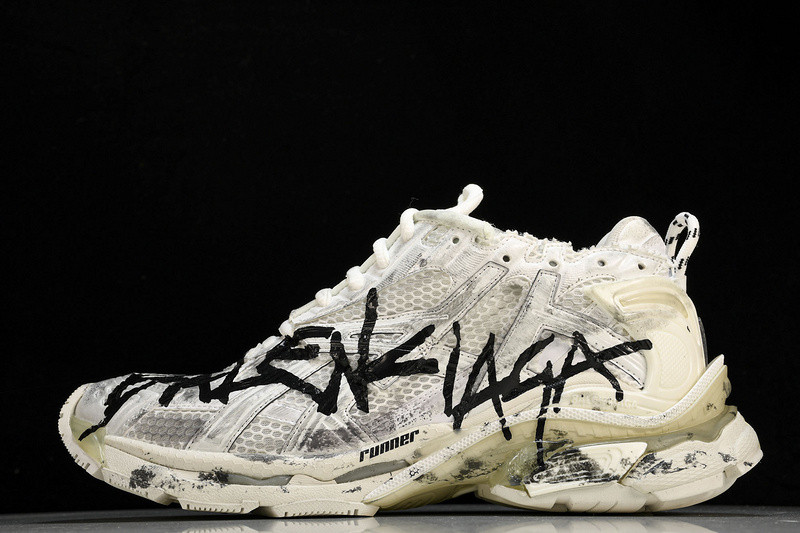 Balenciaga Runner 677402 W3RBQ 9010