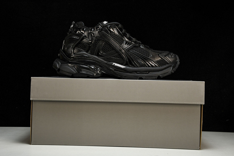 Balenciaga Runner W3RNY-0135