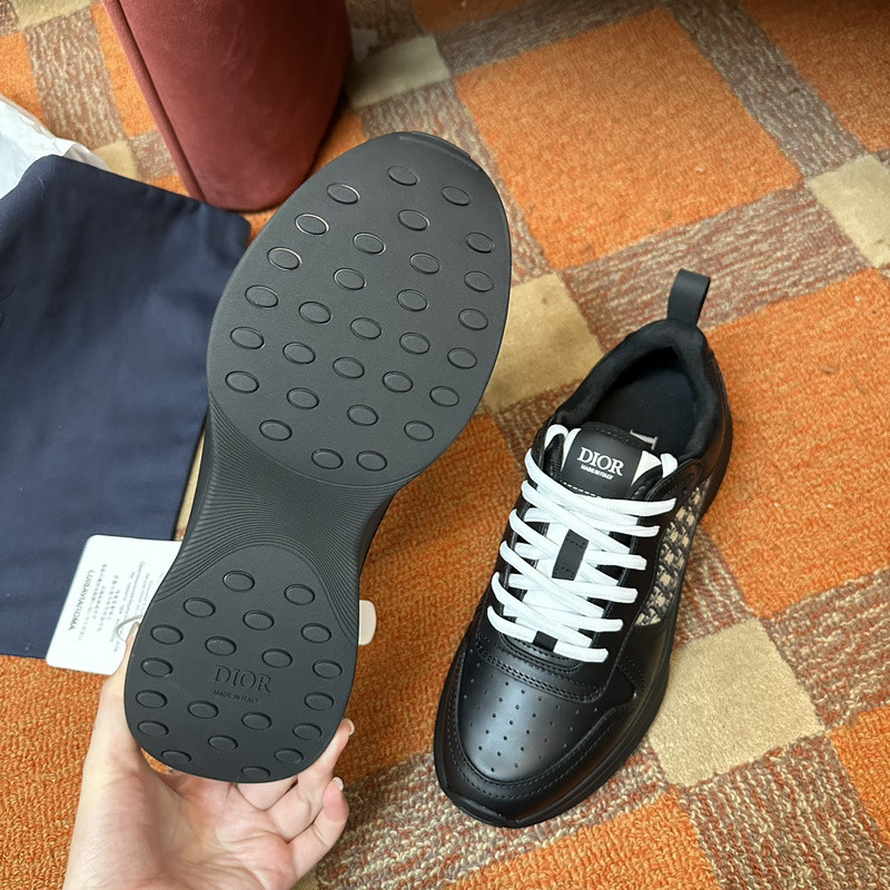DR B25 Sneaker