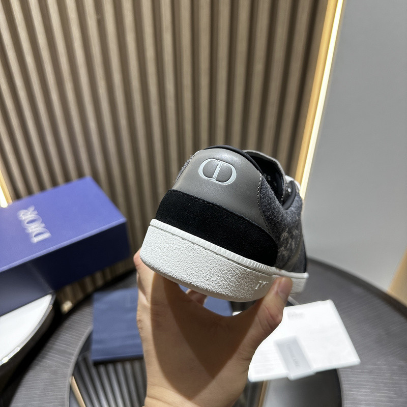 DR B01 Sneaker