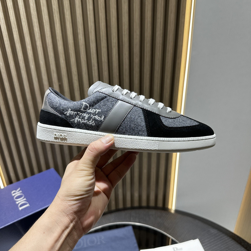 DR B01 Sneaker
