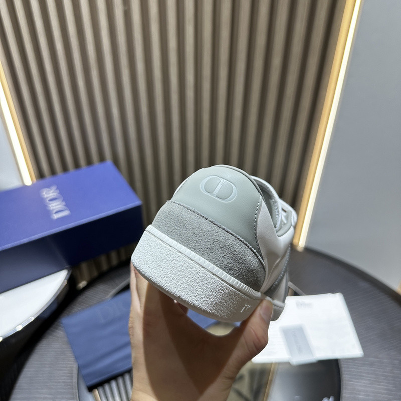 DR B01 Sneaker