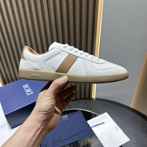 DR B01 Sneaker