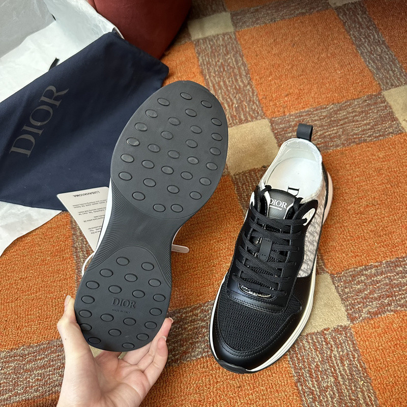 DR B25 Sneaker