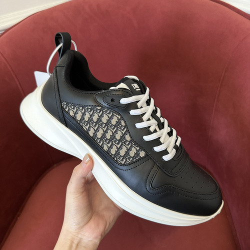 DR B25 Sneaker