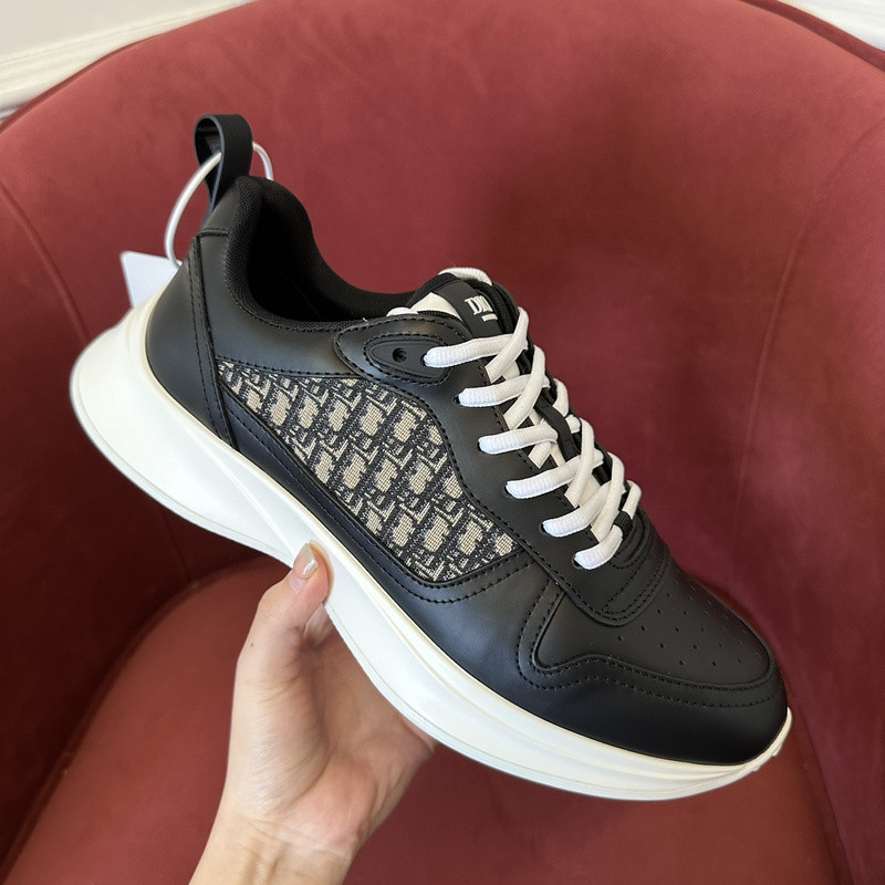 DR B25 Sneaker