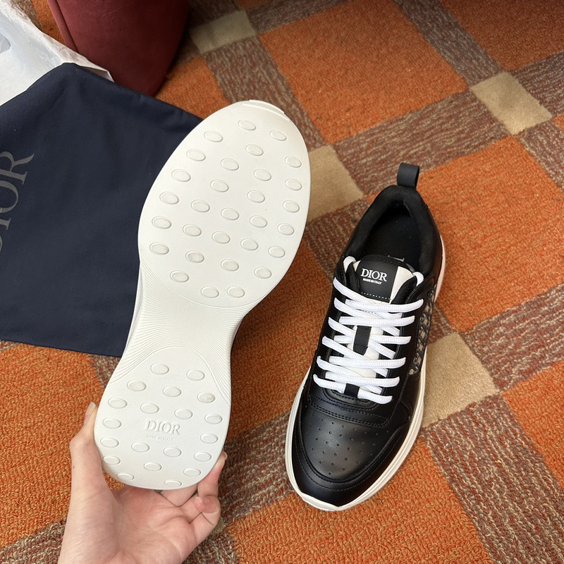 DR B25 Sneaker