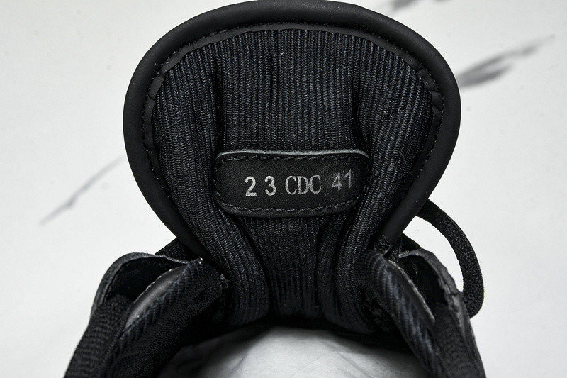 DR B25 Sneaker