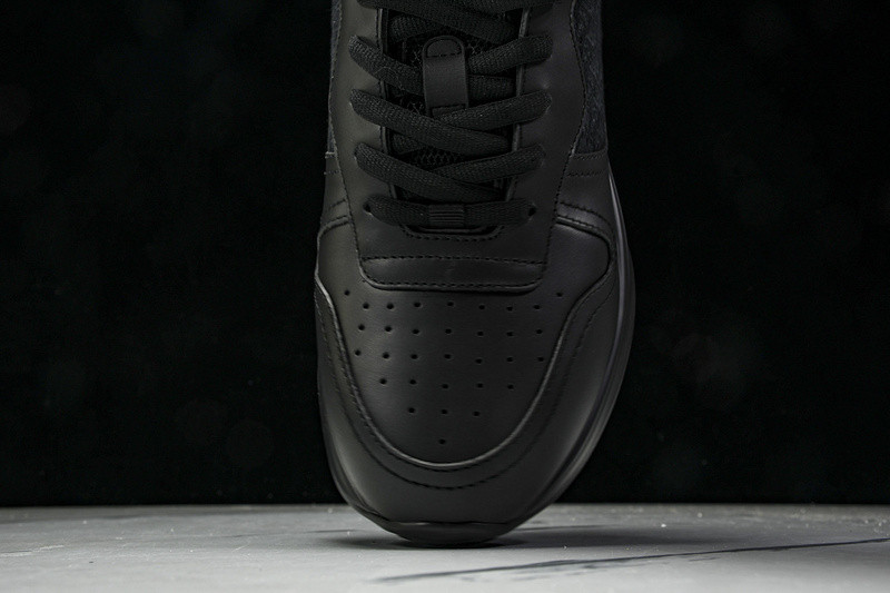 DR B25 Sneaker