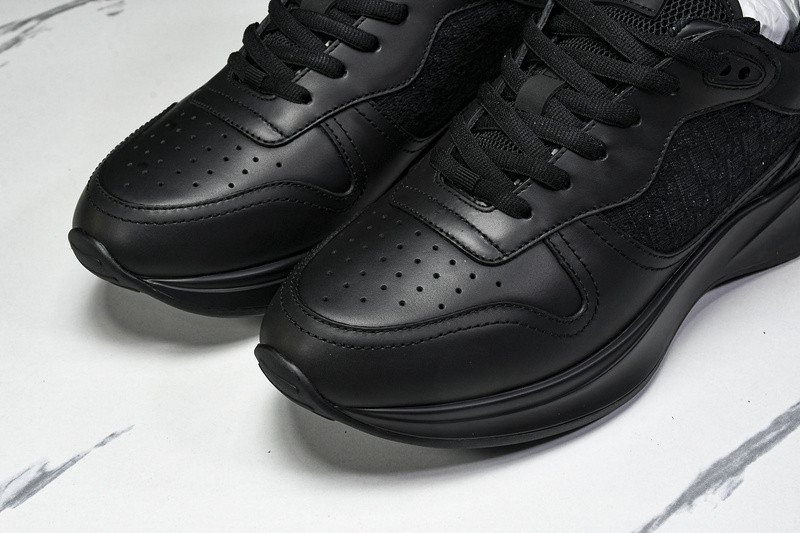 DR B25 Sneaker