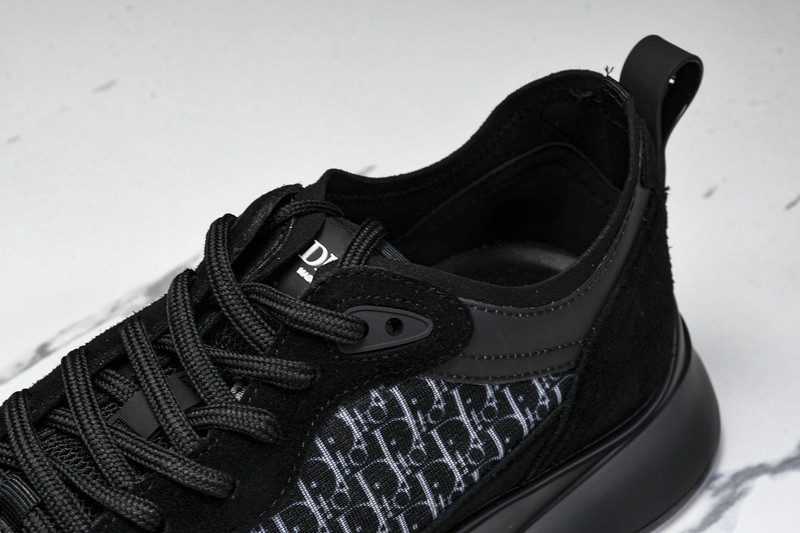 DR B25 Sneaker