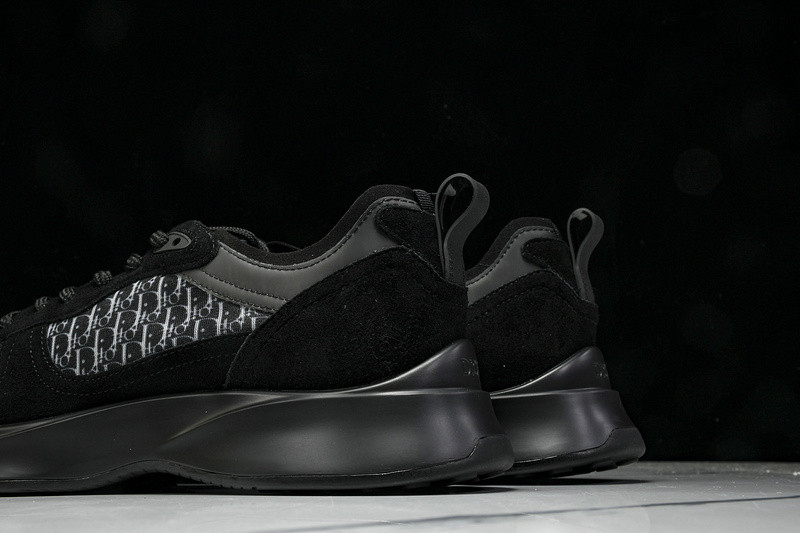 DR B25 Sneaker