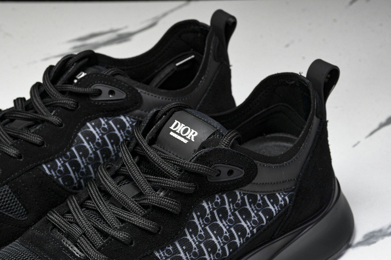 DR B25 Sneaker