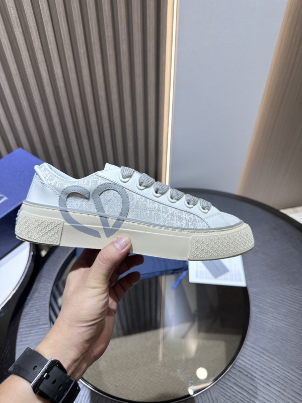 DR B33 Sneaker