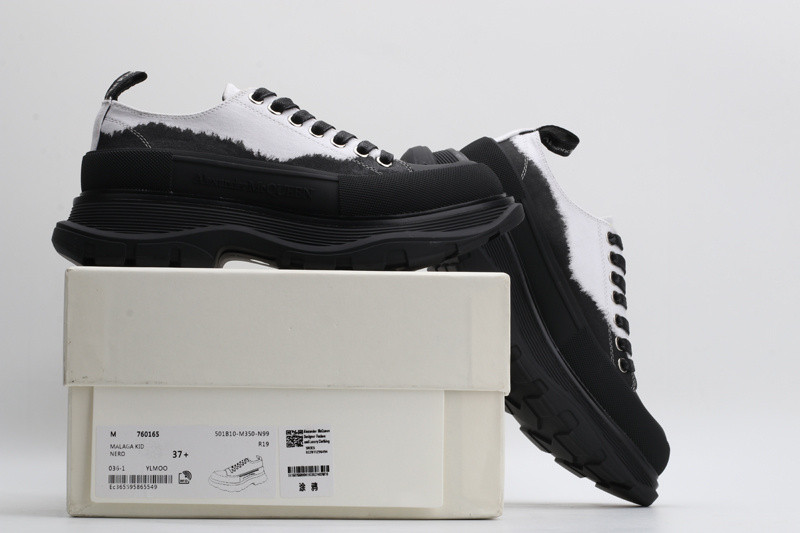 MQ Sneakers