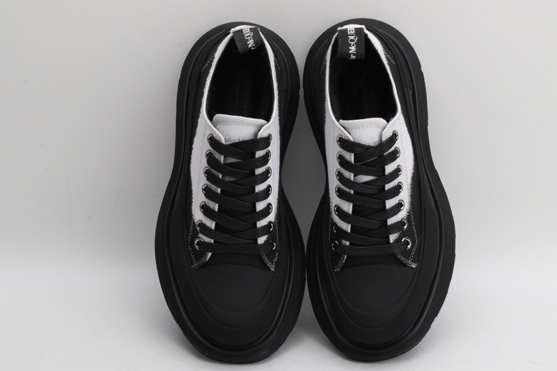 MQ Sneakers