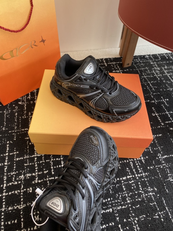 DR B35 Sneaker