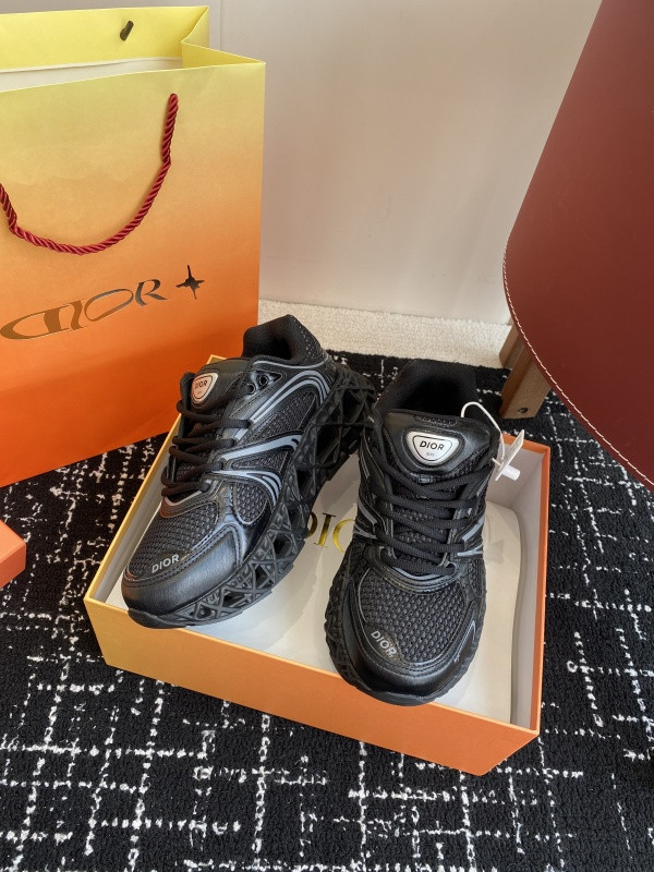 DR B35 Sneaker