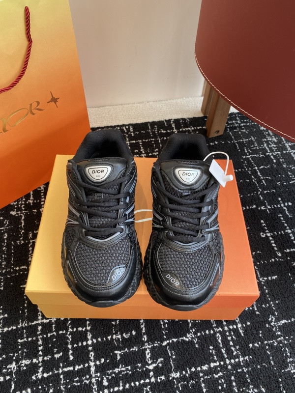 DR B35 Sneaker