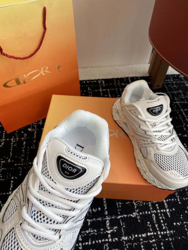 DR B35 Sneaker