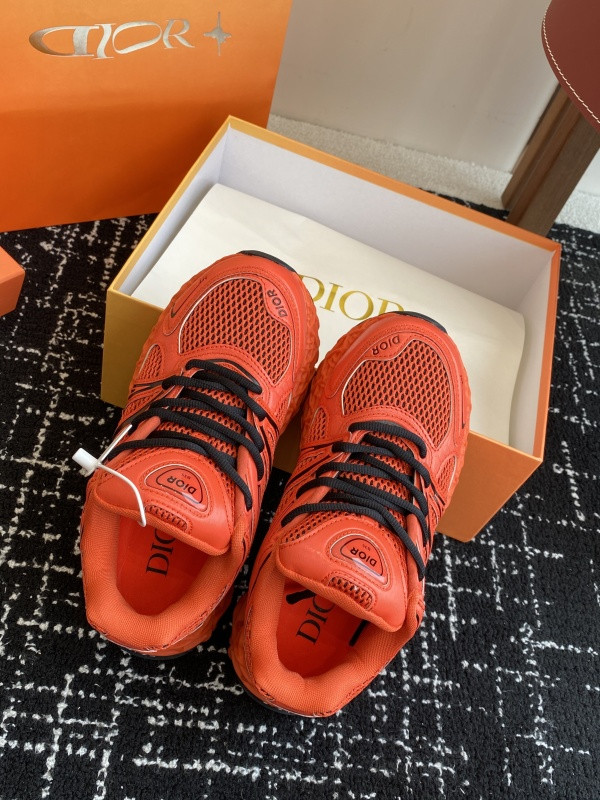 DR B35 Sneaker