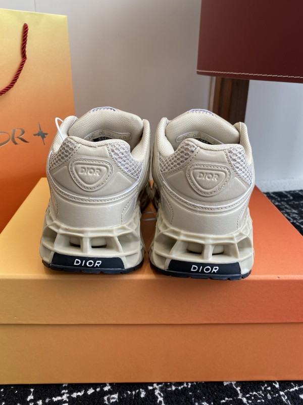 DR B35 Sneaker